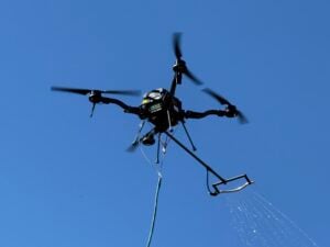un drone de nettoyage pour remplacer une nacelle