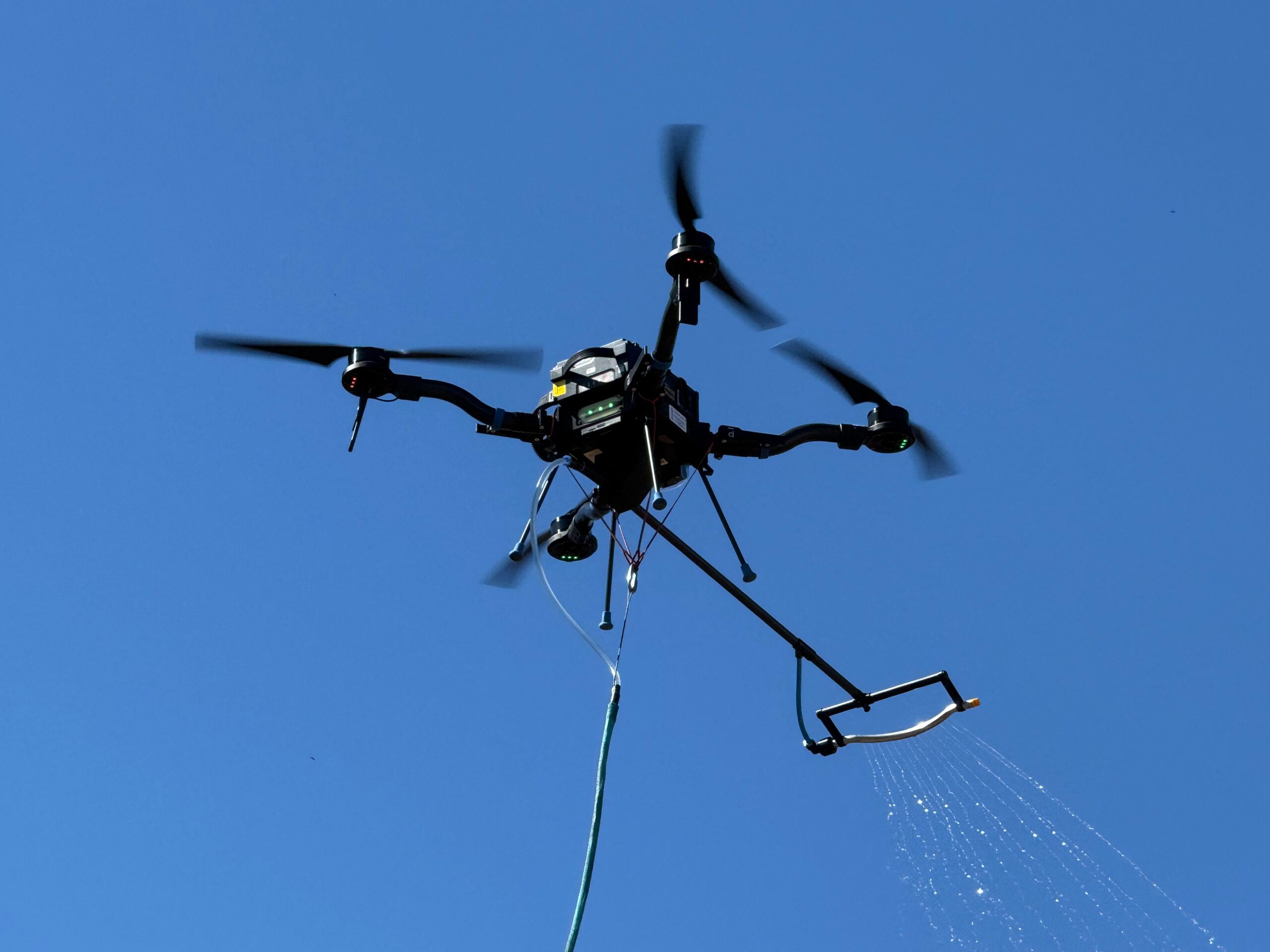 un drone de nettoyage pour remplacer une nacelle
